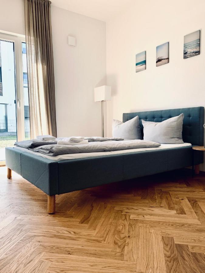 Modernes Apartment Am See Mit Terrasse 大雷申 外观 照片